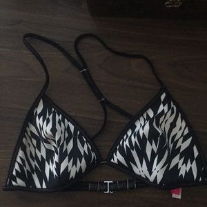 Geometric print bikini top